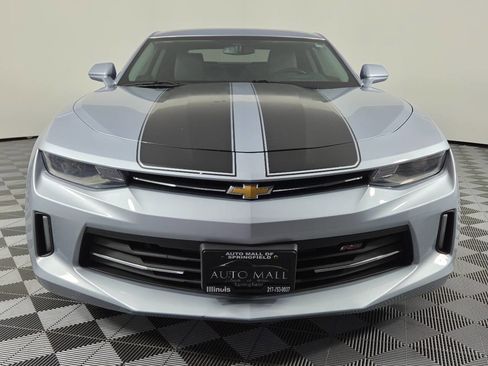 Used 2018 Chevrolet Camaro LT RWD image 2