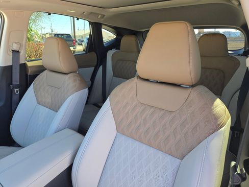 New 2026 Nissan Murano Platinum image 9