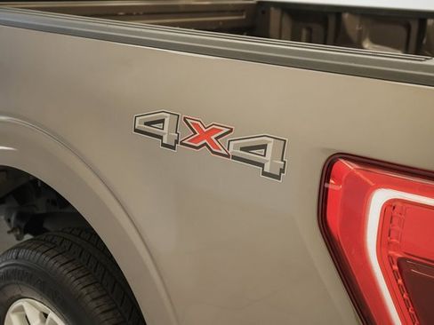 Used 2023 Ford F150 XLT image 13