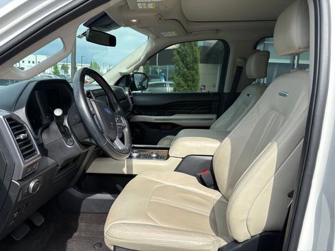 Used 2021 Ford Expedition Platinum AWD/4WD image 5