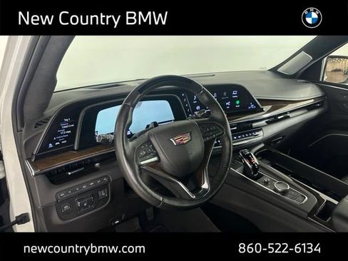 Used 2024 Cadillac Escalade ESV Sport Platinum w/ LPO, ONYX Package AWD/4WD image 8