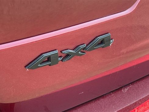 New 2025 Jeep Grand Cherokee Altitude image 26