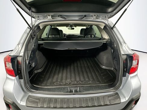 Used 2018 Subaru Outback 2.5i Limited image 27