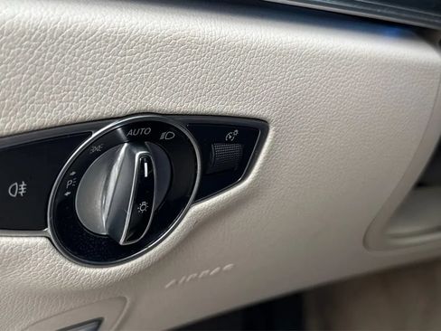 Used 2018 Mercedes-Benz E 300 image 47
