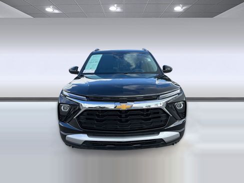 Certified 2026 Chevrolet TrailBlazer LT w/ Convenience Package FWD image 5