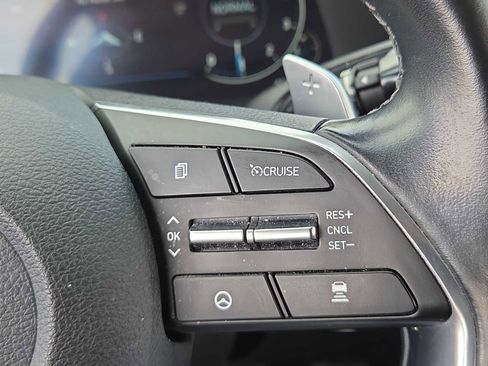 Used 2021 Hyundai Sonata Limited w/ Preferred Accessory Package image 25