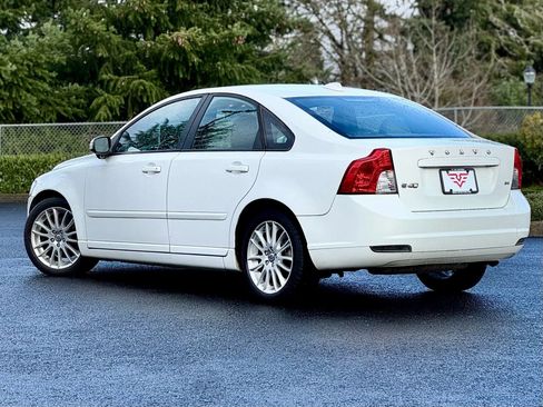 Used 2010 Volvo S40 2.4i image 10