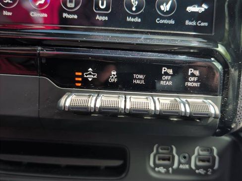 Used 2020 RAM 1500 Limited AWD/4WD image 14