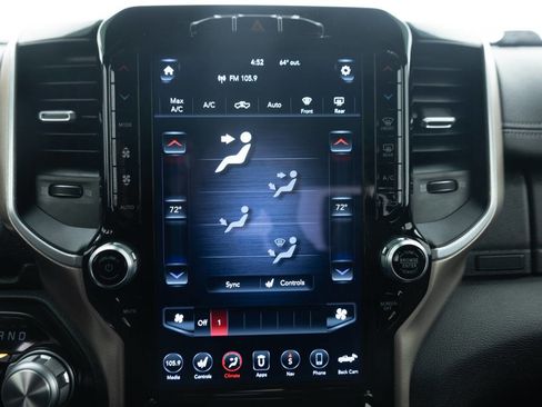 Used 2019 RAM 2500 Laramie w/ Night Edition AWD/4WD image 40
