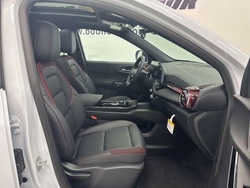 New 2026 Chevrolet Equinox RS image 32