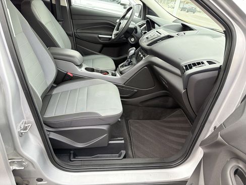 Used 2016 Ford Escape SE image 58