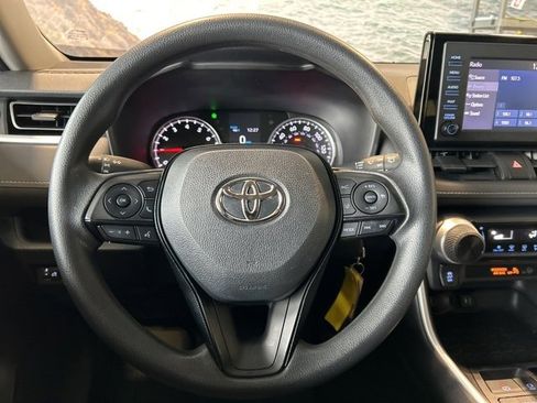 Used 2019 Toyota RAV4 LE image 59