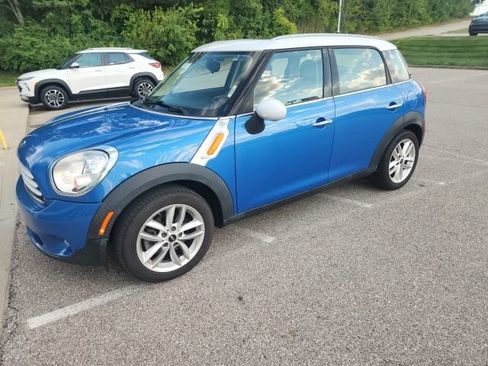 Used 2012 MINI Cooper Countryman FWD image 1