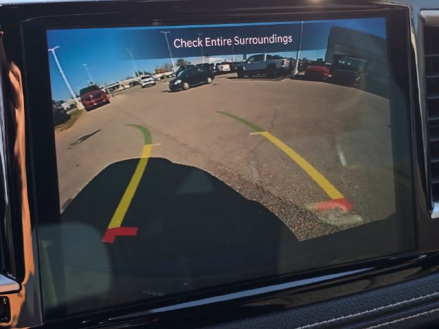 Certified 2021 Chrysler Pacifica Touring w/ S Appearance Package FWD image 6