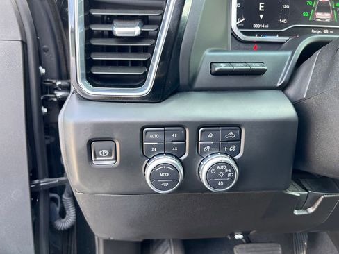 Used 2024 GMC Sierra 2500 Denali w/ Denali Reserve Package AWD/4WD image 15