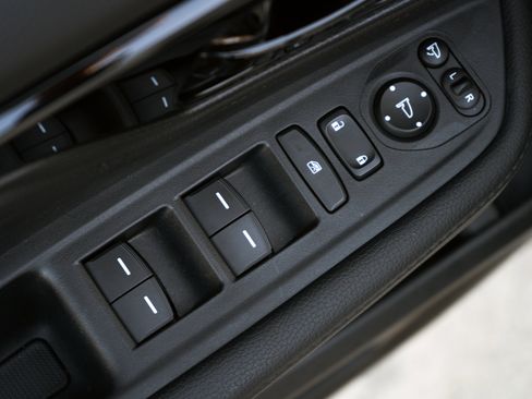 Used 2025 Honda Odyssey Elite image 39