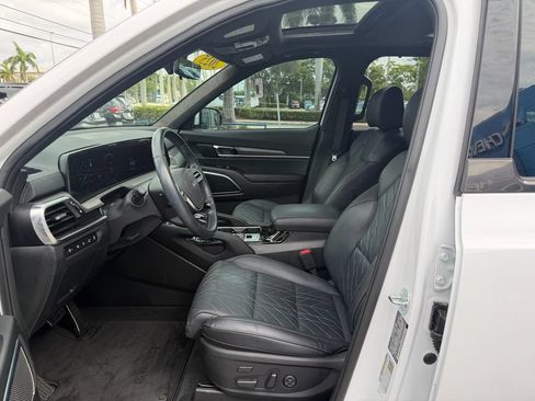Used 2025 Kia Telluride SX Prestige X-Line AWD/4WD image 9