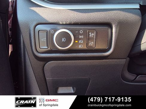 Used 2023 Ford Explorer XLT w/ Equipment Group 202A AWD/4WD image 13