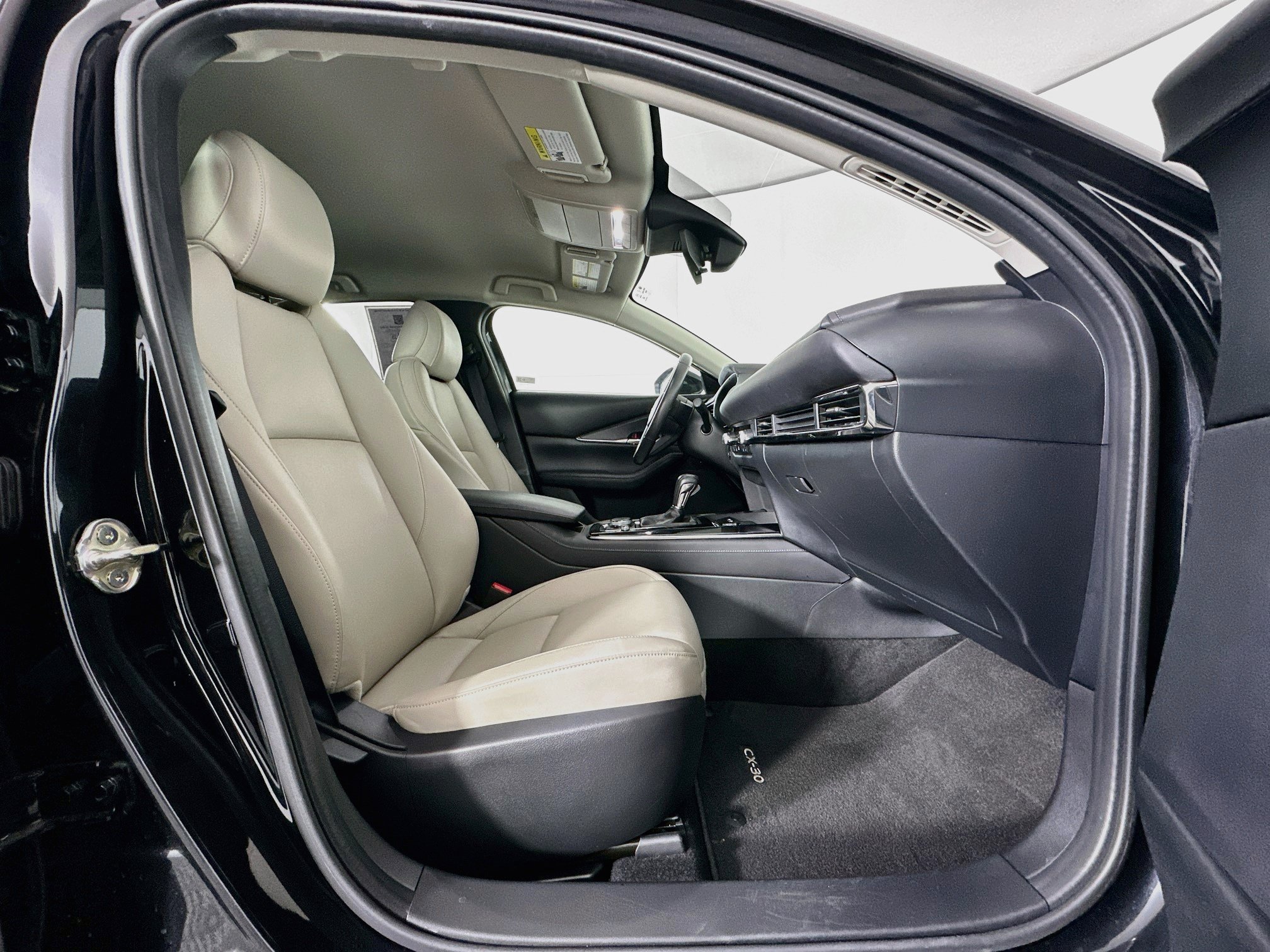 Used 2023 MAZDA CX-30 AWD 2.5 S w/ Preferred Package image 32