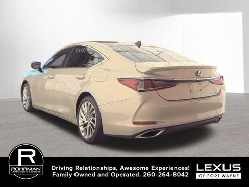 Used 2022 Lexus ES 350 Ultra Luxury image 4