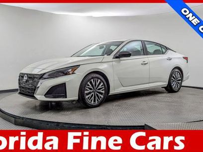 Used 2025 Nissan Altima 2.5 SV