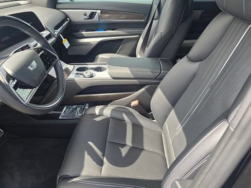 New 2027 Cadillac Vistiq Luxury AWD/4WD image 22