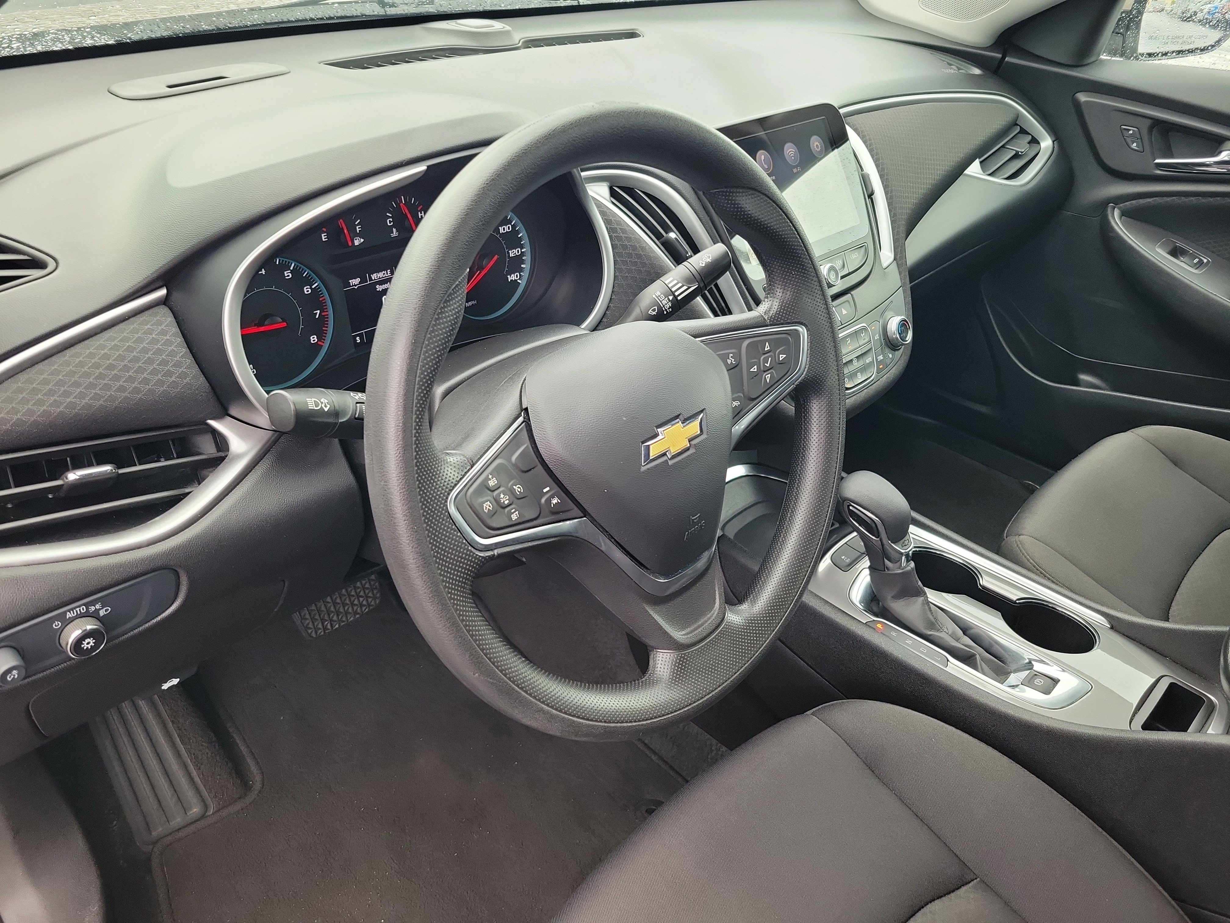 Used 2024 Chevrolet Malibu LT FWD image 16