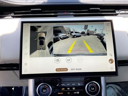 Certified 2023 Land Rover Range Rover SE AWD/4WD image 27