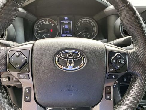Used 2023 Toyota Tacoma TRD Sport image 10