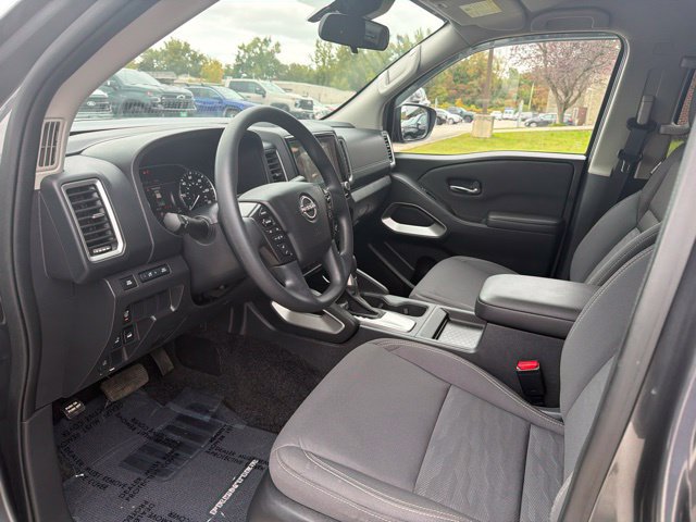 Used 2023 Nissan Frontier SV w/ Technology Package AWD/4WD image 16