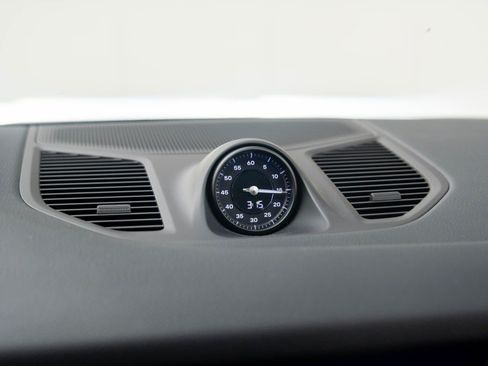 Certified 2024 Porsche Cayenne Coupe image 25