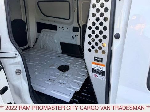 Used 2022 RAM ProMaster City Tradesman FWD image 9