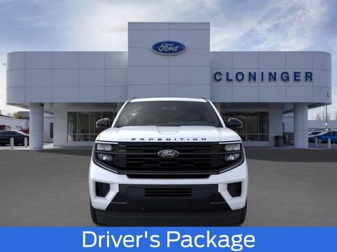 New 2025 Ford Expedition Max Platinum w/ Stealth Performance Package image 8