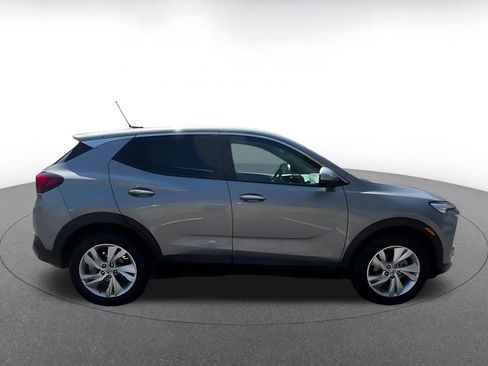 Used 2025 Buick Encore GX Preferred AWD/4WD image 16
