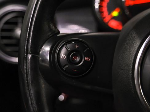 Used 2014 MINI Cooper 2-Door Hardtop FWD image 13