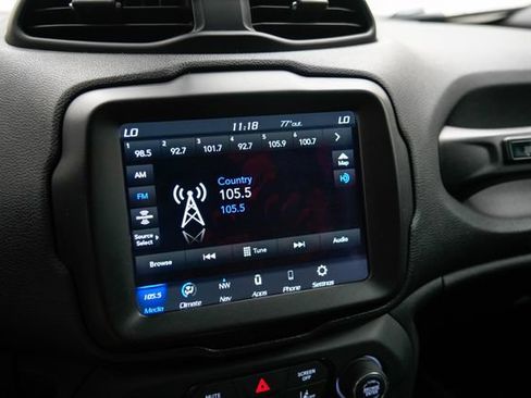 Used 2021 Jeep Renegade Latitude w/ Sun & Sound Group AWD/4WD image 27