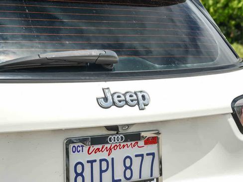 Used 2019 Jeep Compass Sport AWD/4WD image 10