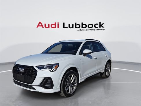 Certified 2025 Audi Q3 2.0T Premium w/ Convenience Package image 5