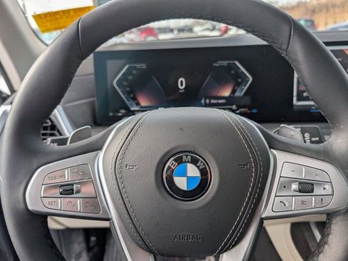Used 2026 BMW X7 xDrive40i w/ Executive Package image 12