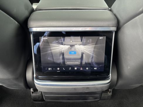 Used 2022 Tesla Model X image 23