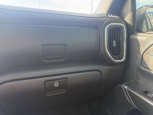 Used 2021 GMC Sierra 1500 AT4 w/ AT4 Premium Package image 25