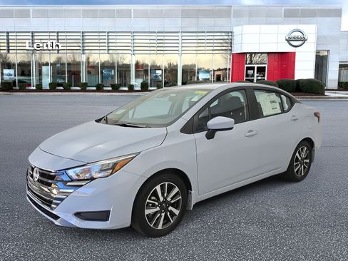 New 2025 Nissan Versa SV image 1