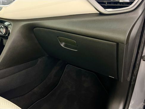 Used 2020 Buick Encore GX Essence w/ Advanced Technology Package image 35