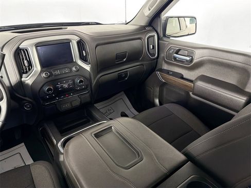 Used 2022 Chevrolet Silverado 1500 LT Trail Boss w/ Bed Protection Package image 22