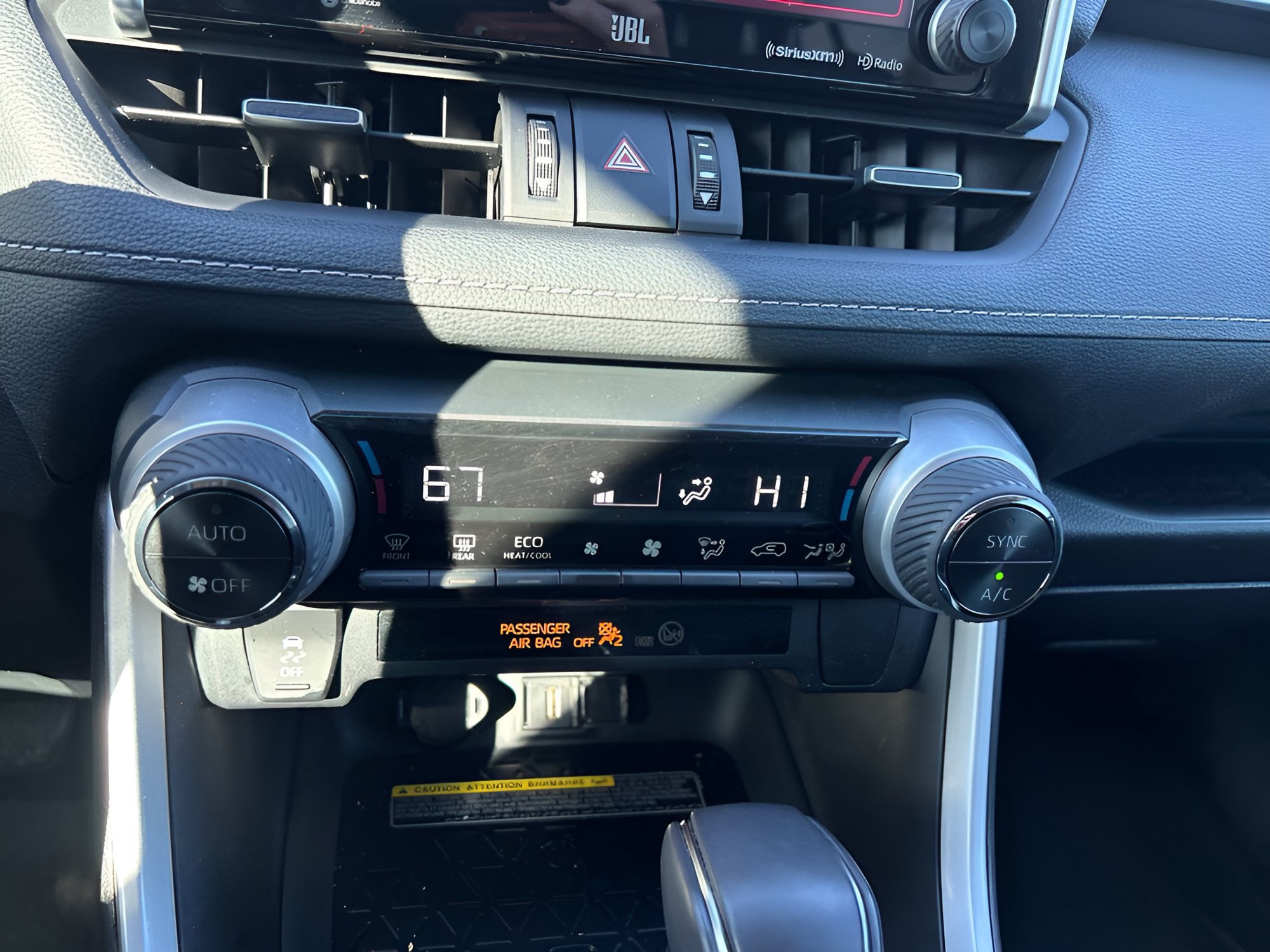 Used 2021 Toyota RAV4 XLE Premium AWD/4WD image 29