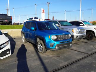 Used 2020 Jeep Renegade Latitude w/ Trailer Tow Group video 2