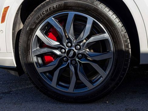 Used 2023 Cadillac XT6 Sport image 7