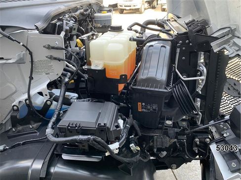 Used 2023 Ford F650 2WD Regular Cab Super Duty image 14