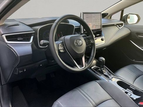 Used 2025 Toyota Corolla XLE FWD image 19
