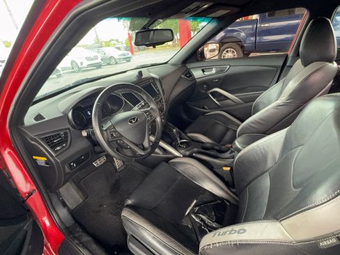 Used 2016 Hyundai Veloster Turbo FWD image 9